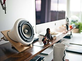 Desk shelf solutions: Elevate your workspace with the best options