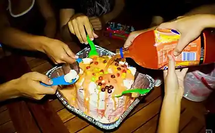 Много вкусненького и вредного