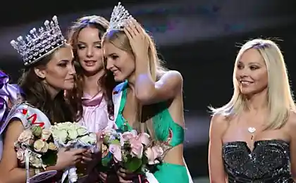 Miss Ucrania 2010 - Katerina Zaharchenko