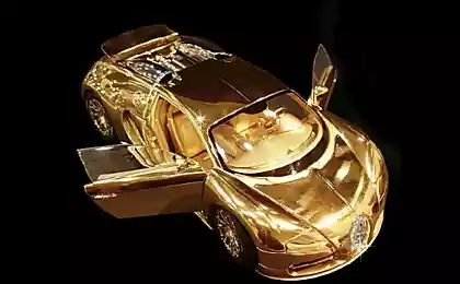 Самая дорогая игрушка — золотой Bugatti Veyron