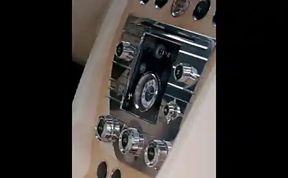 Концепція Aston Martin Rapide