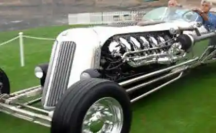 Chrysler Deluxe (17 фото)