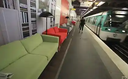 Прикольная акция IKEA во французском метро