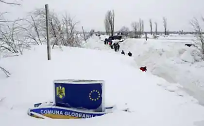 在罗马尼亚有很多雪（33张照片）