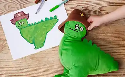 IKEA превратила детские рисунки в настоящие игрушки