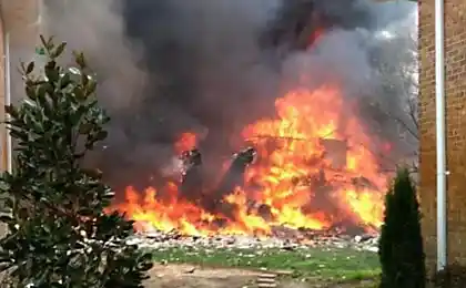 F-18 збито в житловий район Вірджинія