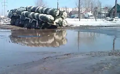 Такі дороги в Росії (2 фото)