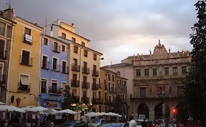 Cuenca - місто в Іспанії