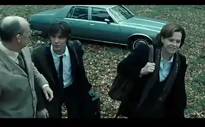 Звезда  "Глубокой глотки" Сигурни Уивер. Посмотри, на что она способна в свои 62!