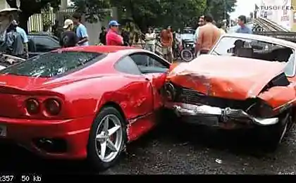 Ferrari помяло