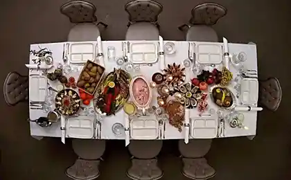 Из жизни одного стола