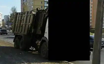 Мусоровоз и Столб (фото)