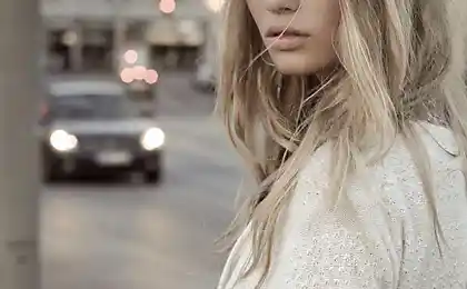 Starlet Anna Evers