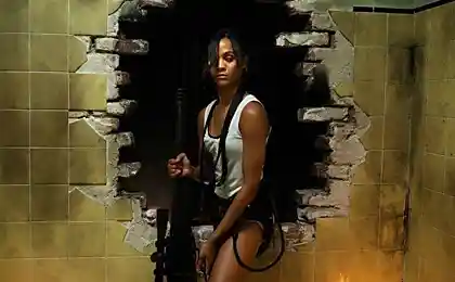 Трейлер фильма "Коломбиана" в ржачной озвучке.