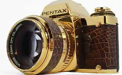 Золотой фотоаппарат Pentax