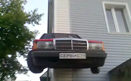 Оригінальний автомобільний сервіс