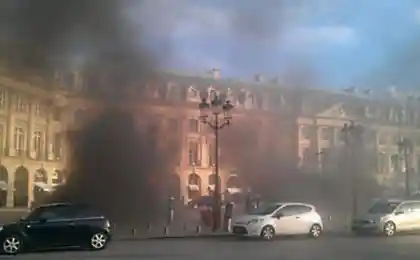 Пожар на автостоянке