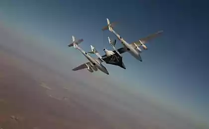 Virgin Galactic совершил первый пилотируемый полёт