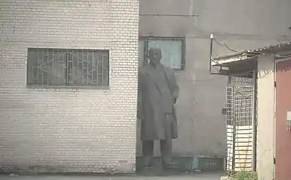 Затаился