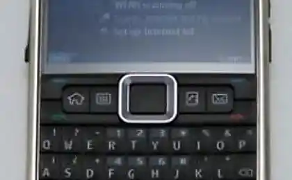 Первые впечатления от Nokia E71