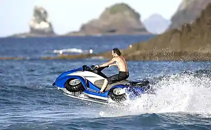 Quadski -motocyclic амфібія