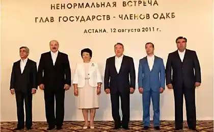 Телепузики.