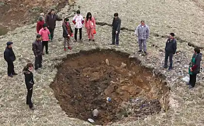 土地在中国农村从字面上消失在居民门前