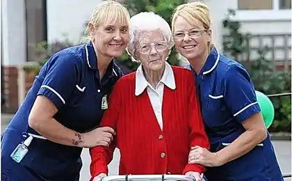 The secrets of longevity from the 111-year-old Englishwoman Dorothy Peel