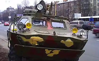 БРДМ на улицах Киева