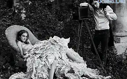 Annie Leibovitz на тему Алисы