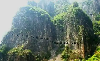 Тоннель в Китае (8 фото)