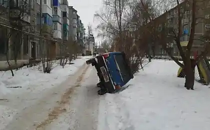 Запобігає людям з водіння (2 фото)