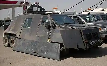 Противозомбиевый автомобиль (3 фото)