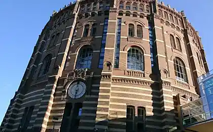 Необычные дома в Вене (9 фотографий)