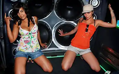 Tuning Show (15 photos)