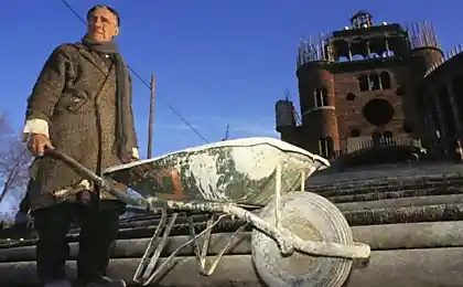 У Мадриді будують собор сміття