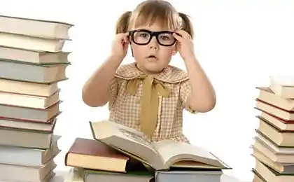 Вимкніть дітей! Нейропсихолог на небезпеках раннього розвитку