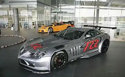 Внутри офиса Mclaren (27 фотографий)