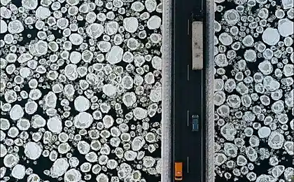 Лед с высоты птичьего полета
