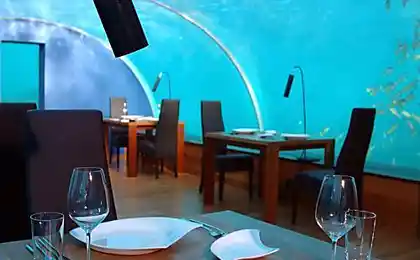 Підводний ресторан