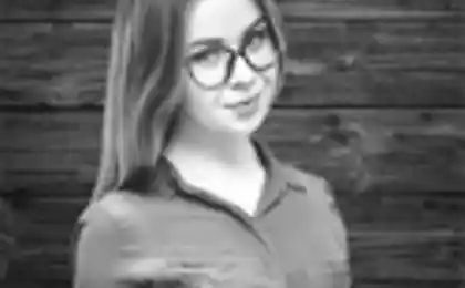 妇女忽视尖锐的头痛和2天后死了...神经外科医生解释的原因！