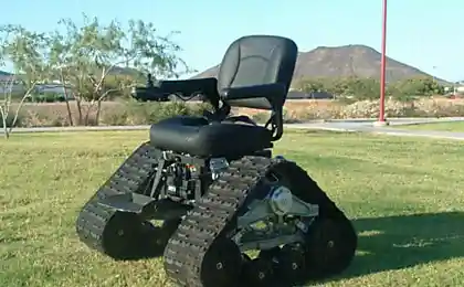 Самоходное кресло TankChair