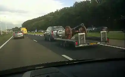Тебе в голову выстрелить?