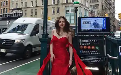 Софи Сильва: секрет харизмы и магия вечерних платьев в TikTok