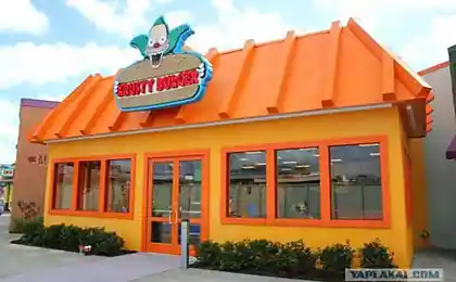 The Universal Orlando Resort opened in Simpson