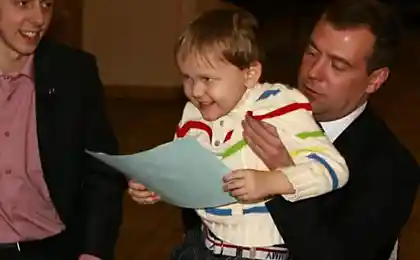 Любовь политиков к детям