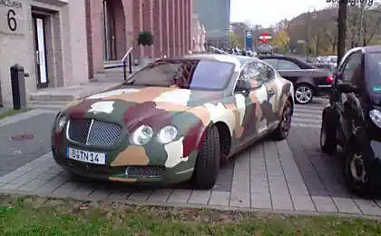 Веселый Бентли (4 фотографии)