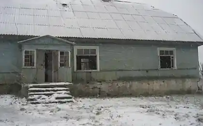 З Старої Abandoned School Вони побудували будинок з їх мрії