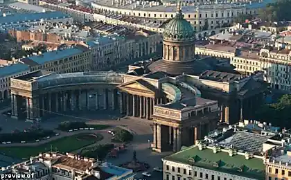 Плетіння над Пітером