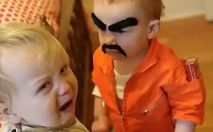 Мій син, що залишився з мій тато на день :